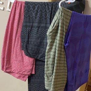 THIS LEGGING ARE SOLD